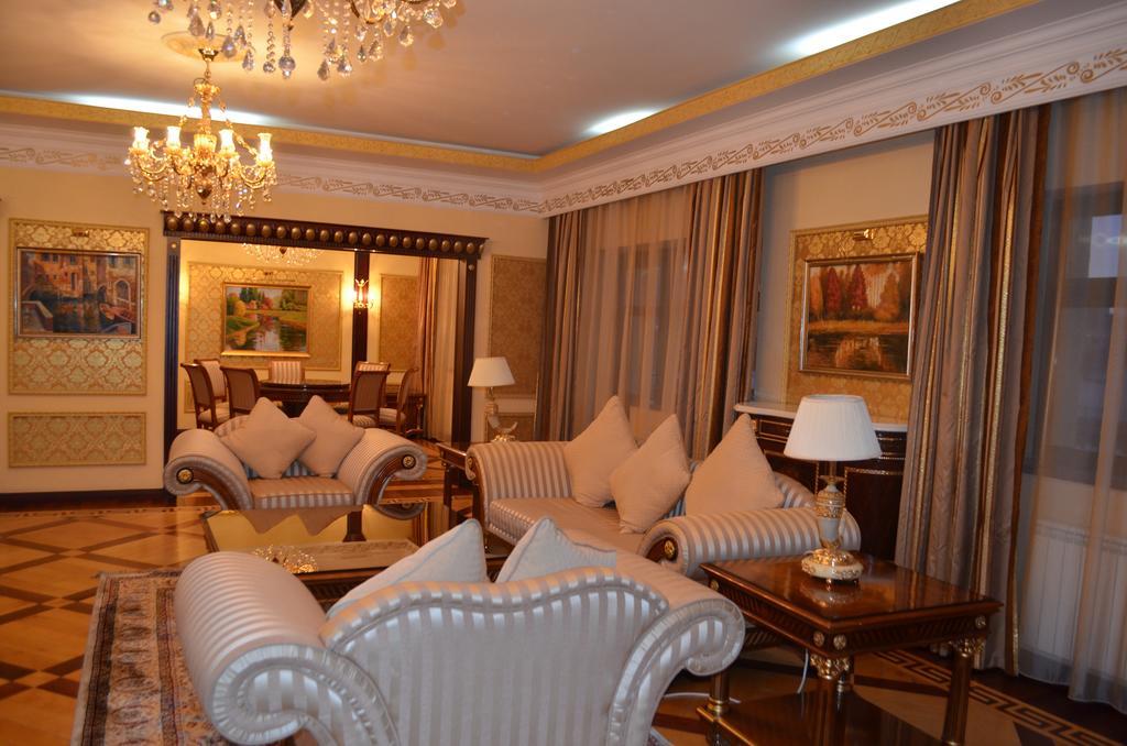 Astana Park Hotel Стая снимка